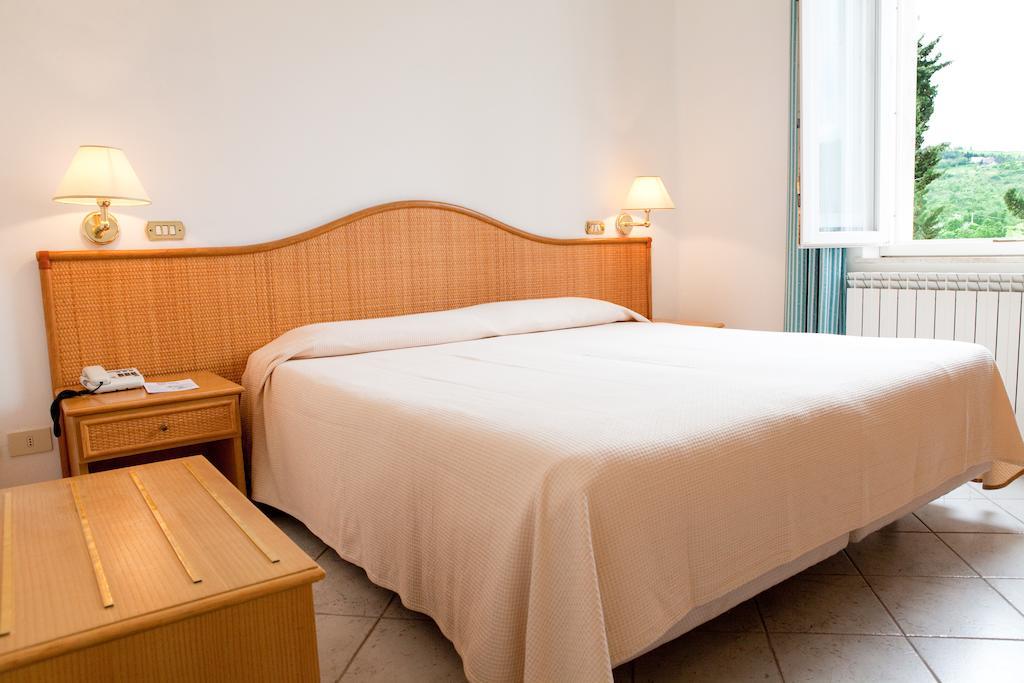 Terme San Filippo & Spa 卡斯蒂戈隆·多尔希亚 客房 照片